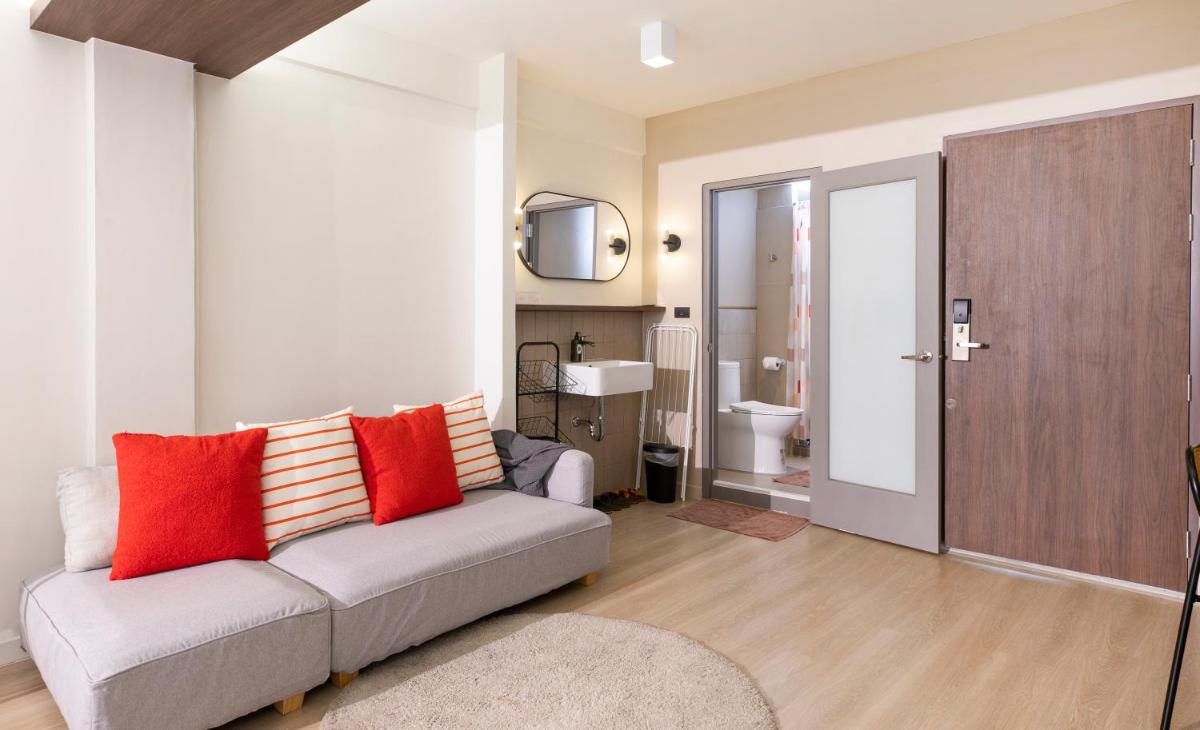 Theme Stories - Boutique Guesthouse - Housity