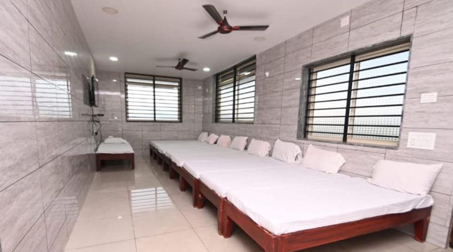 Shri mahakaleshwar Bhakta niwas - Housity