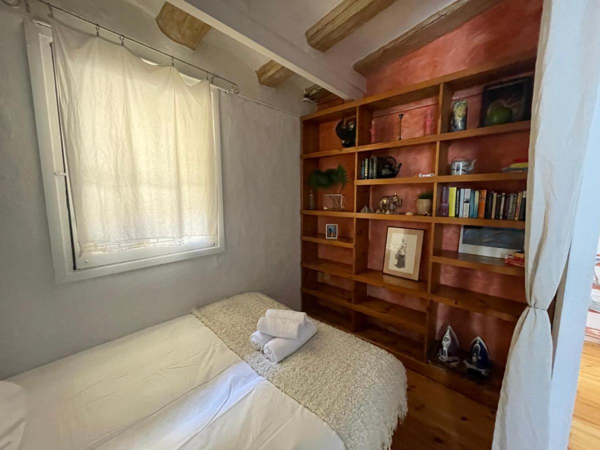 Original duplex in the center of Barcelona - Housity