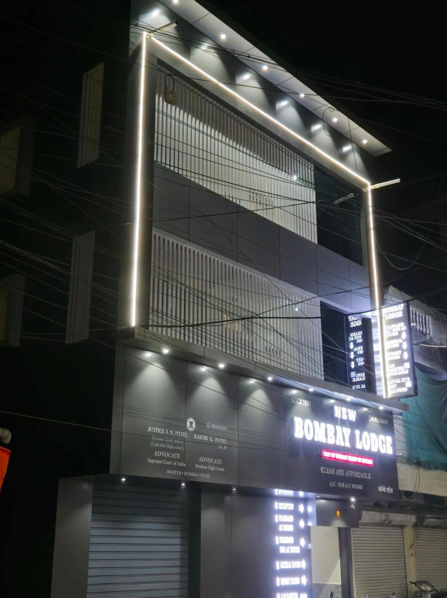 New Bombay Lodge - Housity