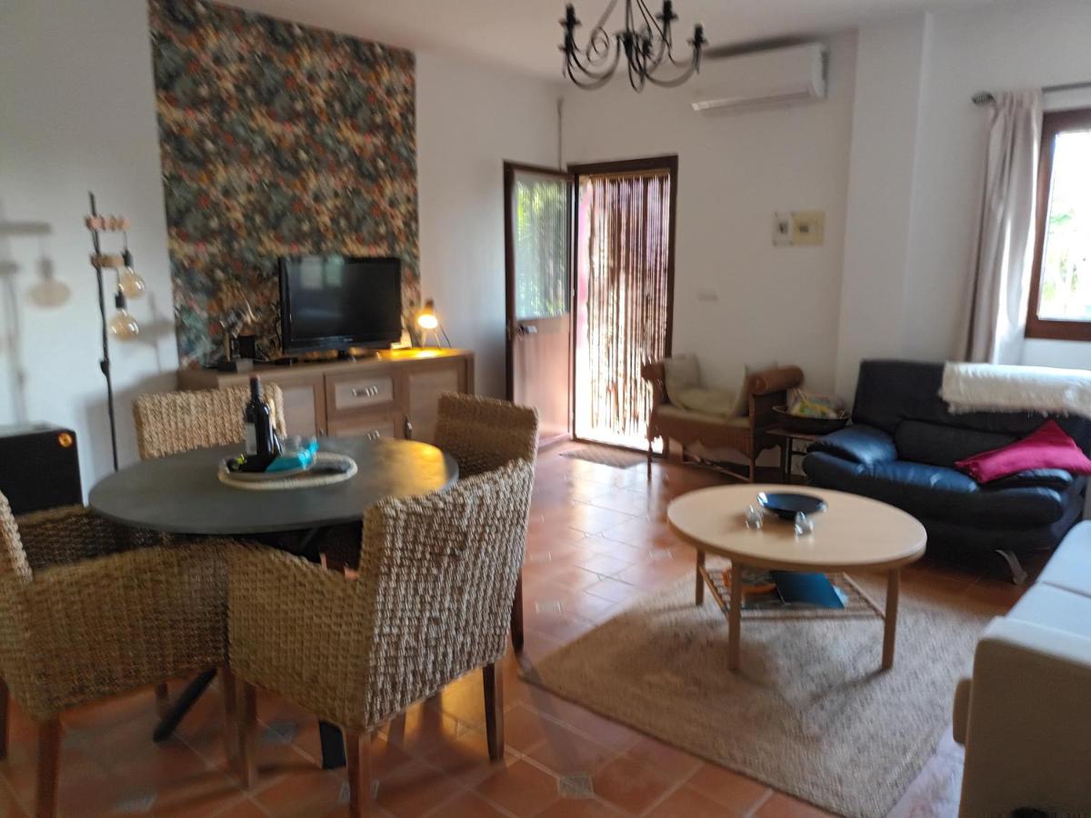 Hacienda la buena vida B&B en appartementen casita almendas - Housity