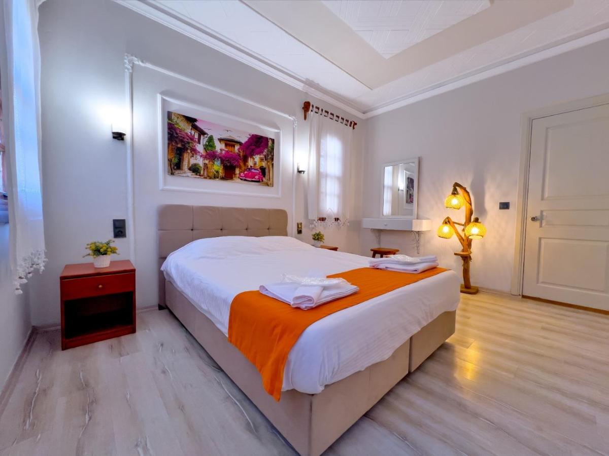 Suitetrails - Mese Suites