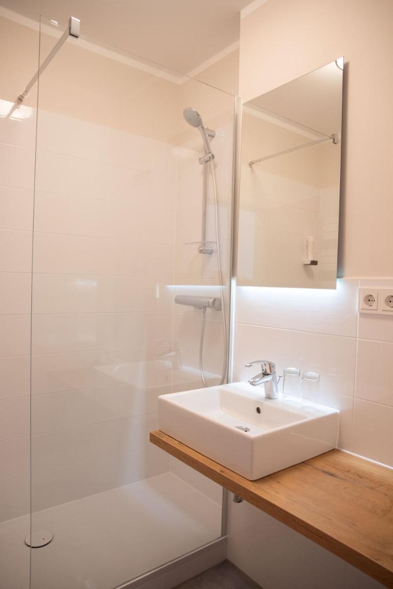 Burghotel Aschau - Housity