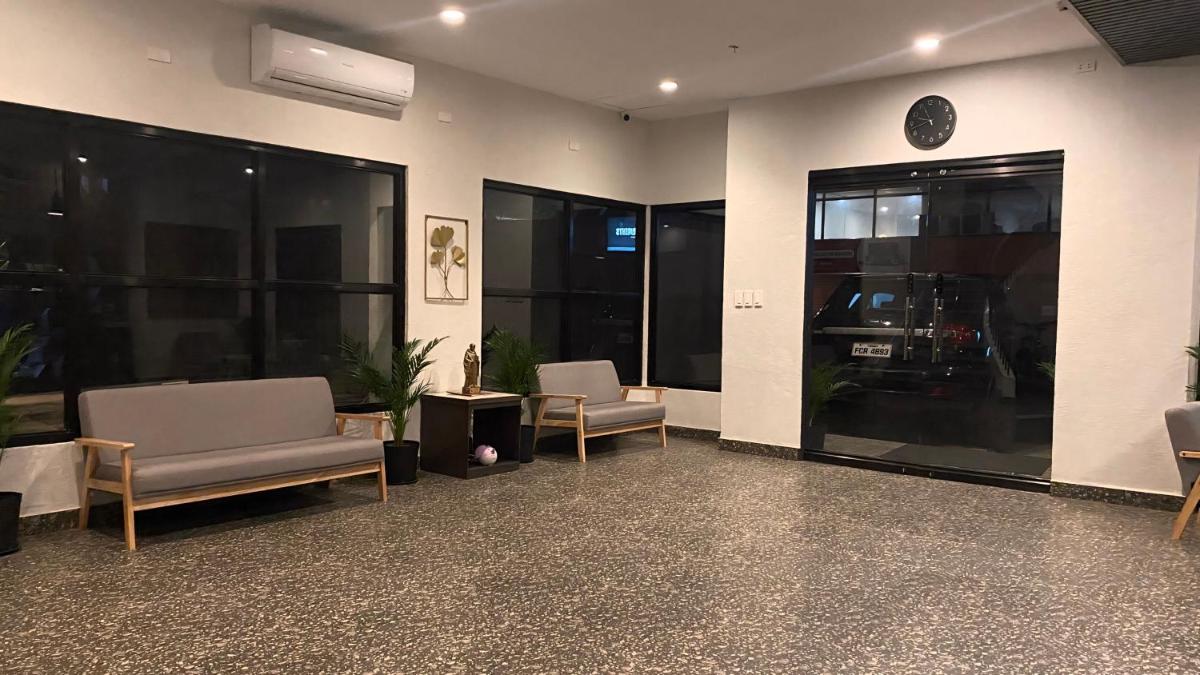 Rudolfo Suites - Housity