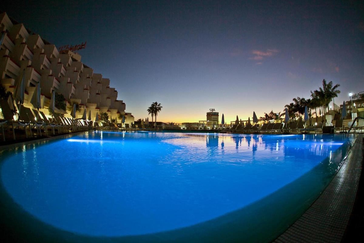 Piscina en o cerca de Alexandre Gala