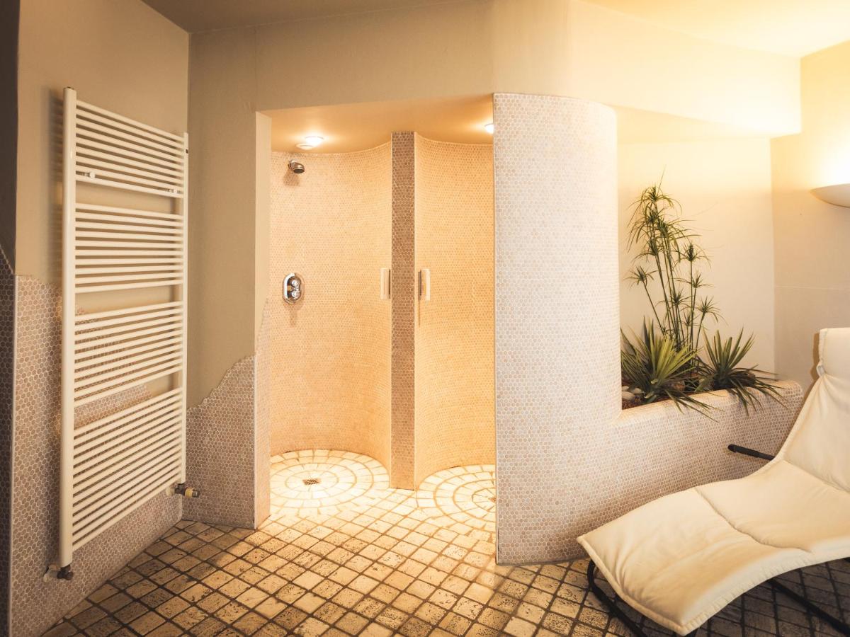 Hotel Panorama - Housity
