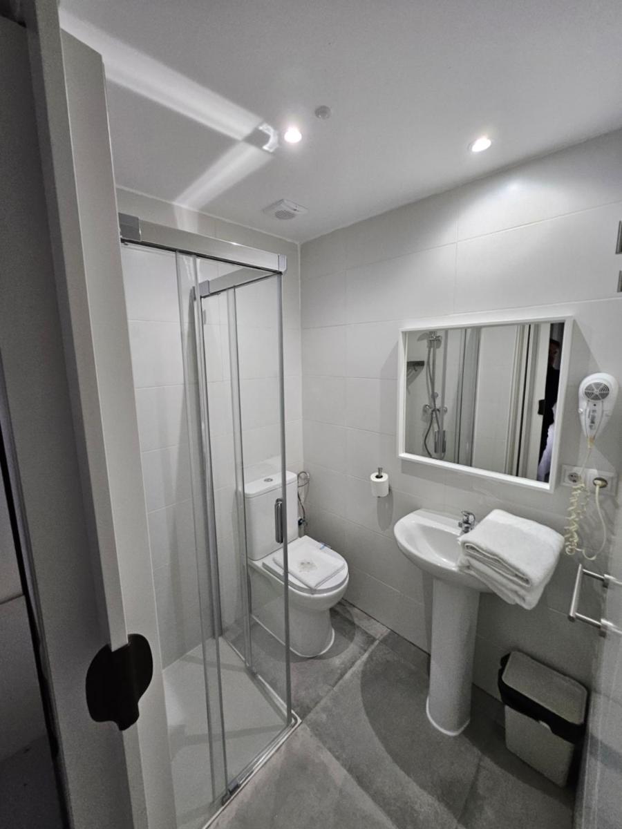 HOSTAL FONCALADA - Housity