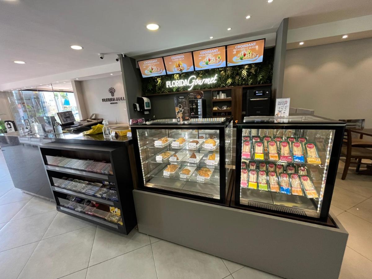 Florida Mall & Suites - Housity