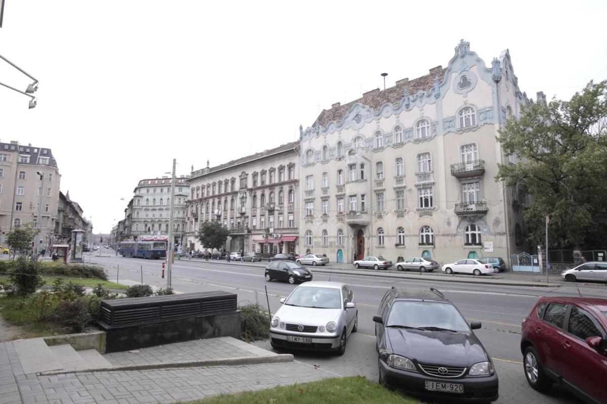Szenes-House Apartman - Housity