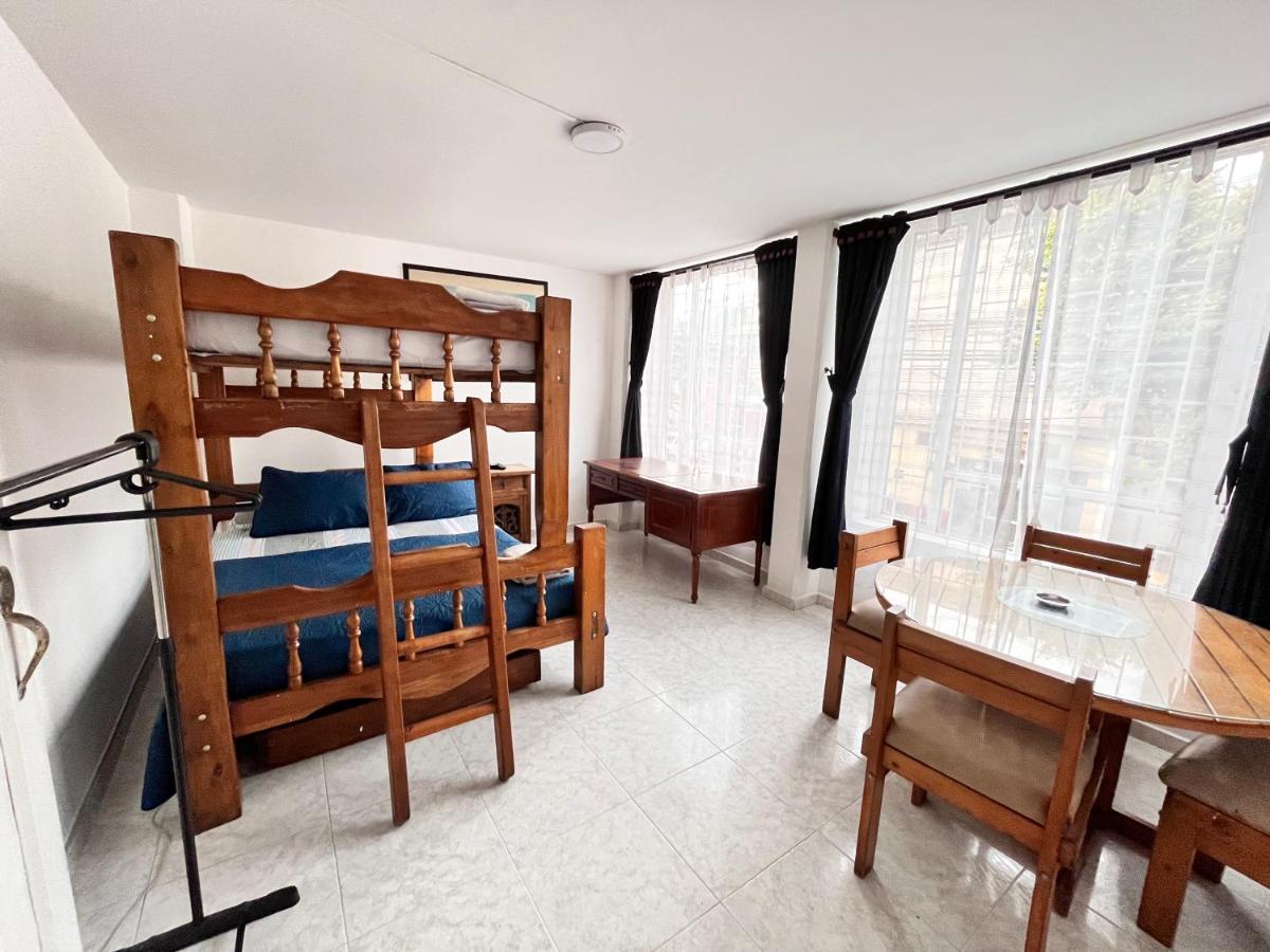 Apartaestudio Cerca al Parque Lago - Housity