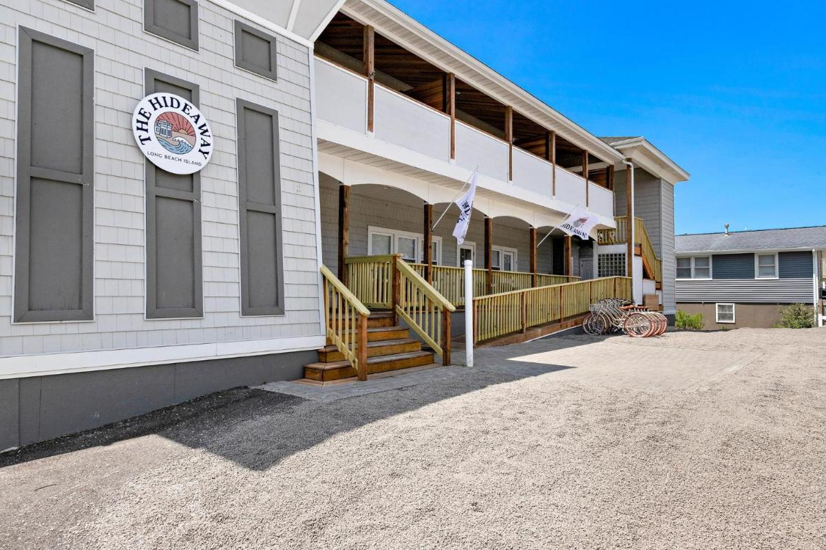 The Hideaway Hotel - Housity