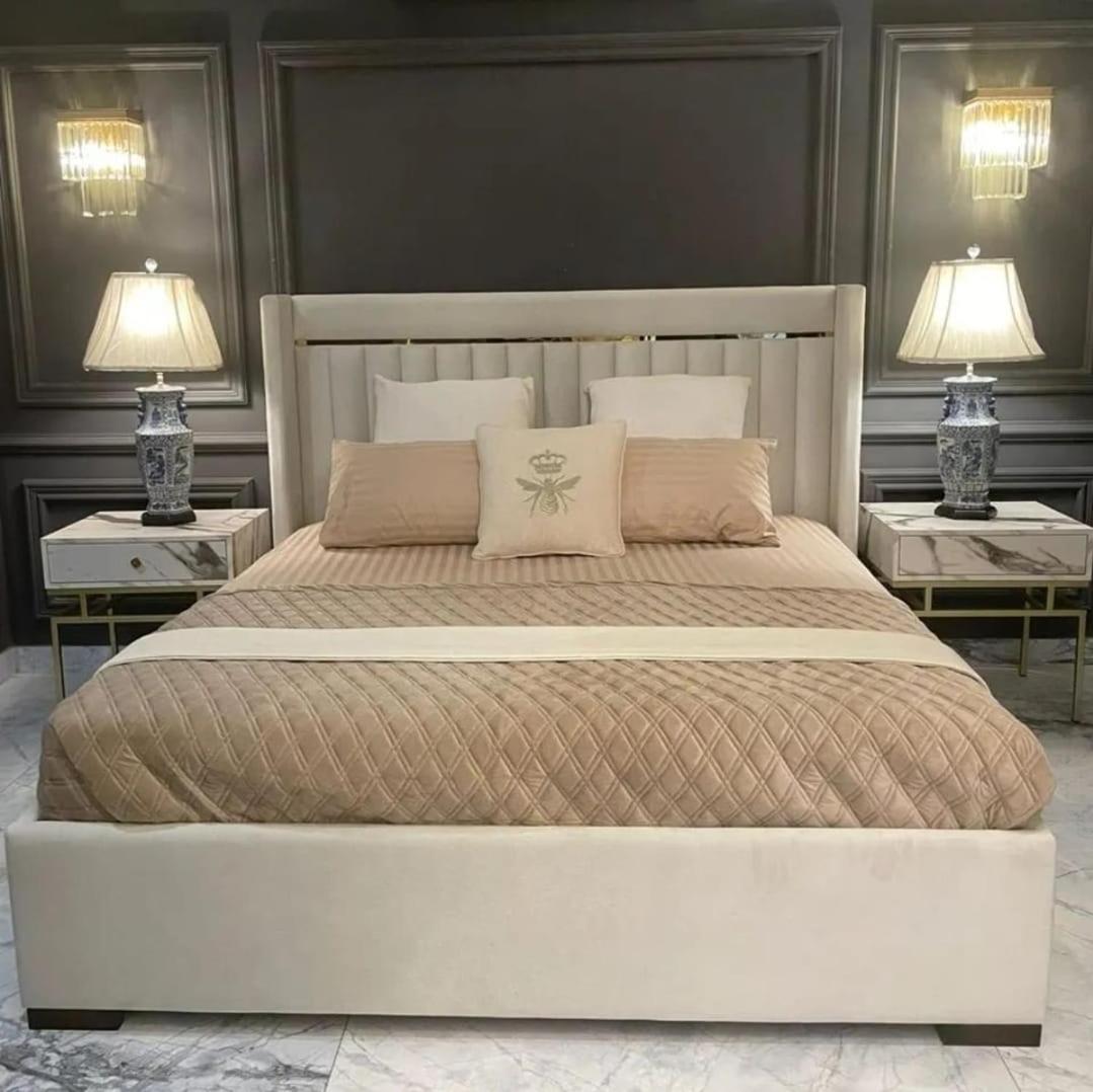 Two Bed Luxury Apartment Lahore12 - Housity