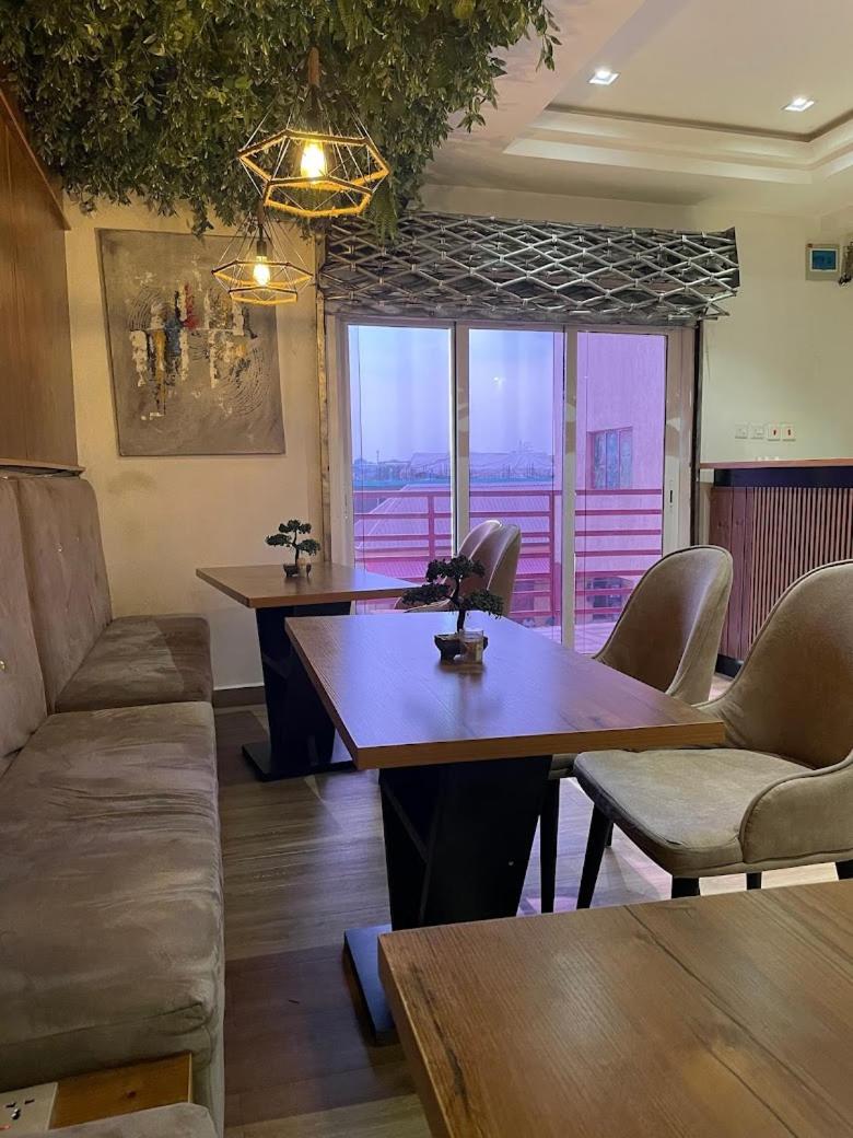 Suitetrails - Bricks Luxury Apartment (BLA)
