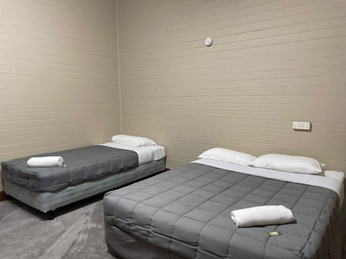 Club Hotel - Housity