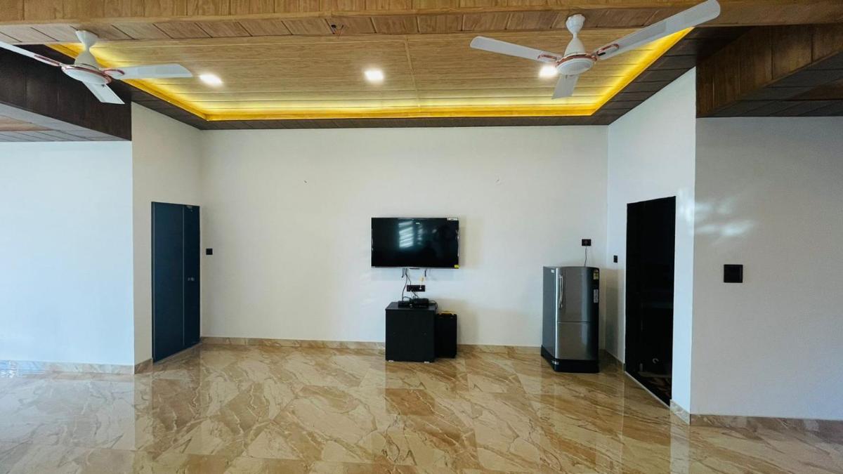 JB's Farm House - Valley View Mahabaleshwar - Housity