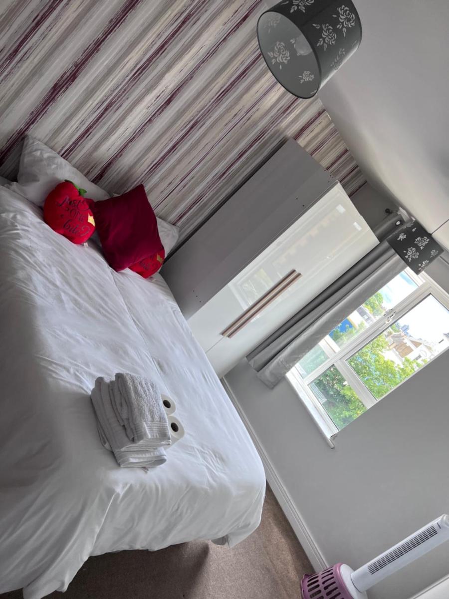 Lovely en-suite double room - Housity