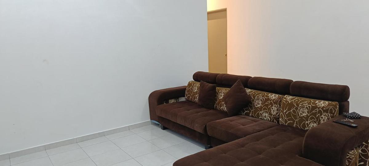 Homestay Kuantan tepi pantai. - Hizvo