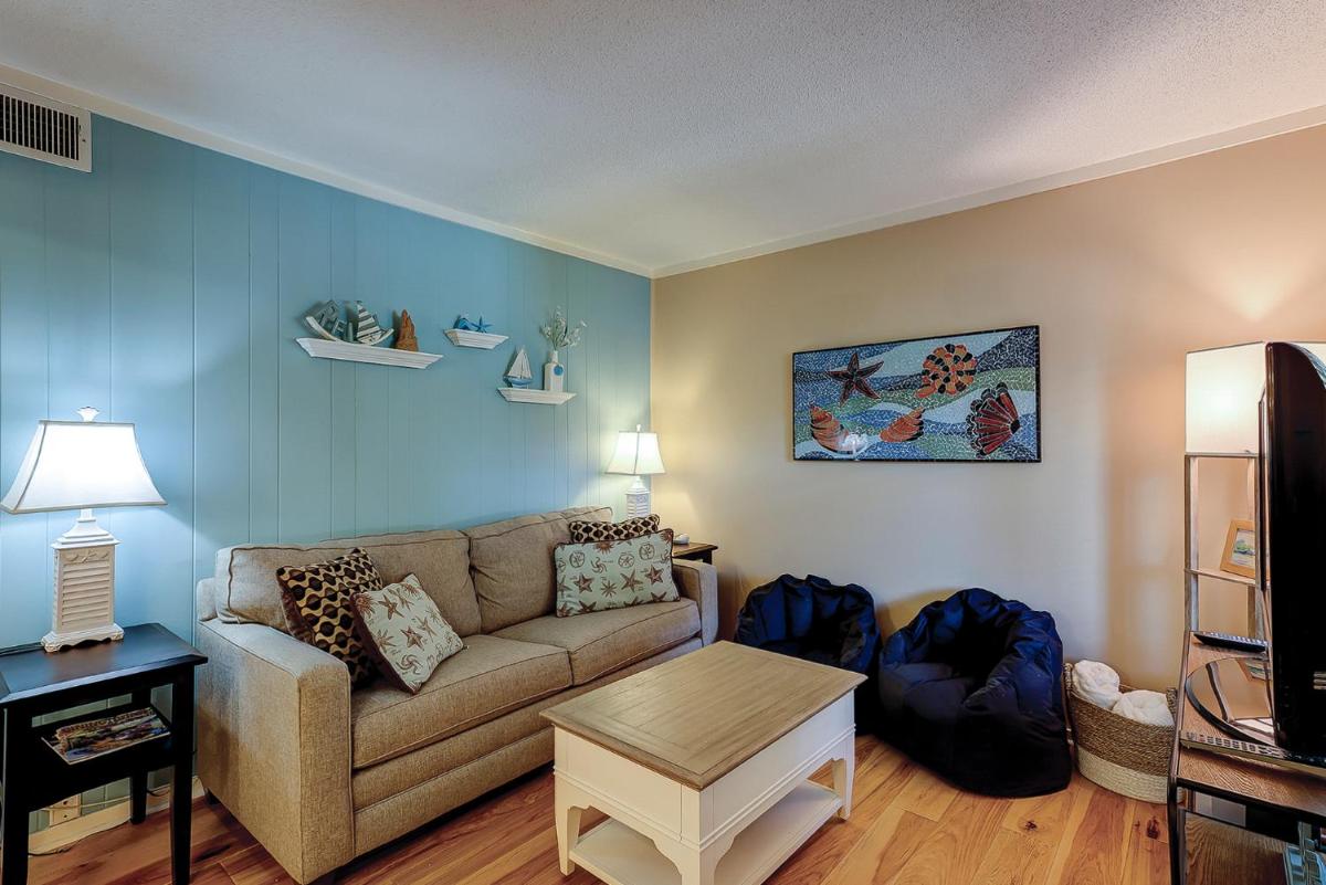 Hilton Head Resorts 2320 - Housity