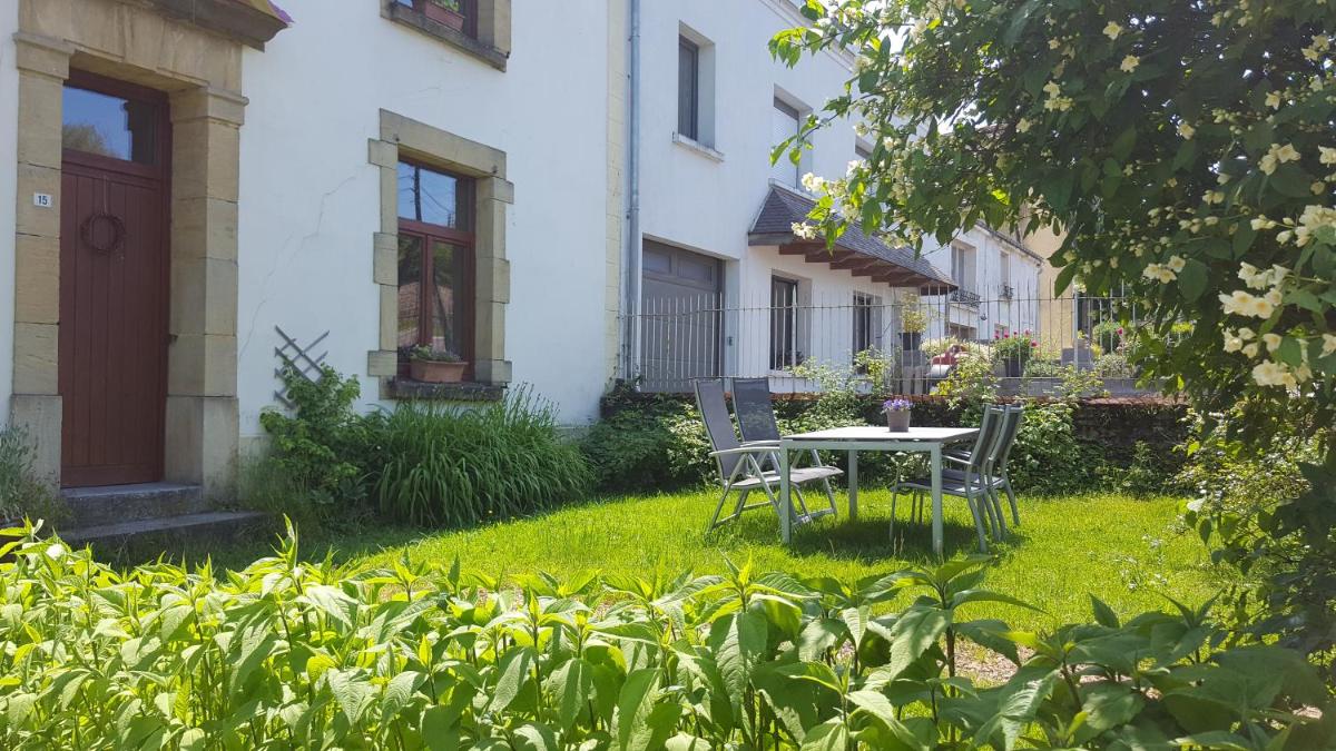 Susque8 - Housity