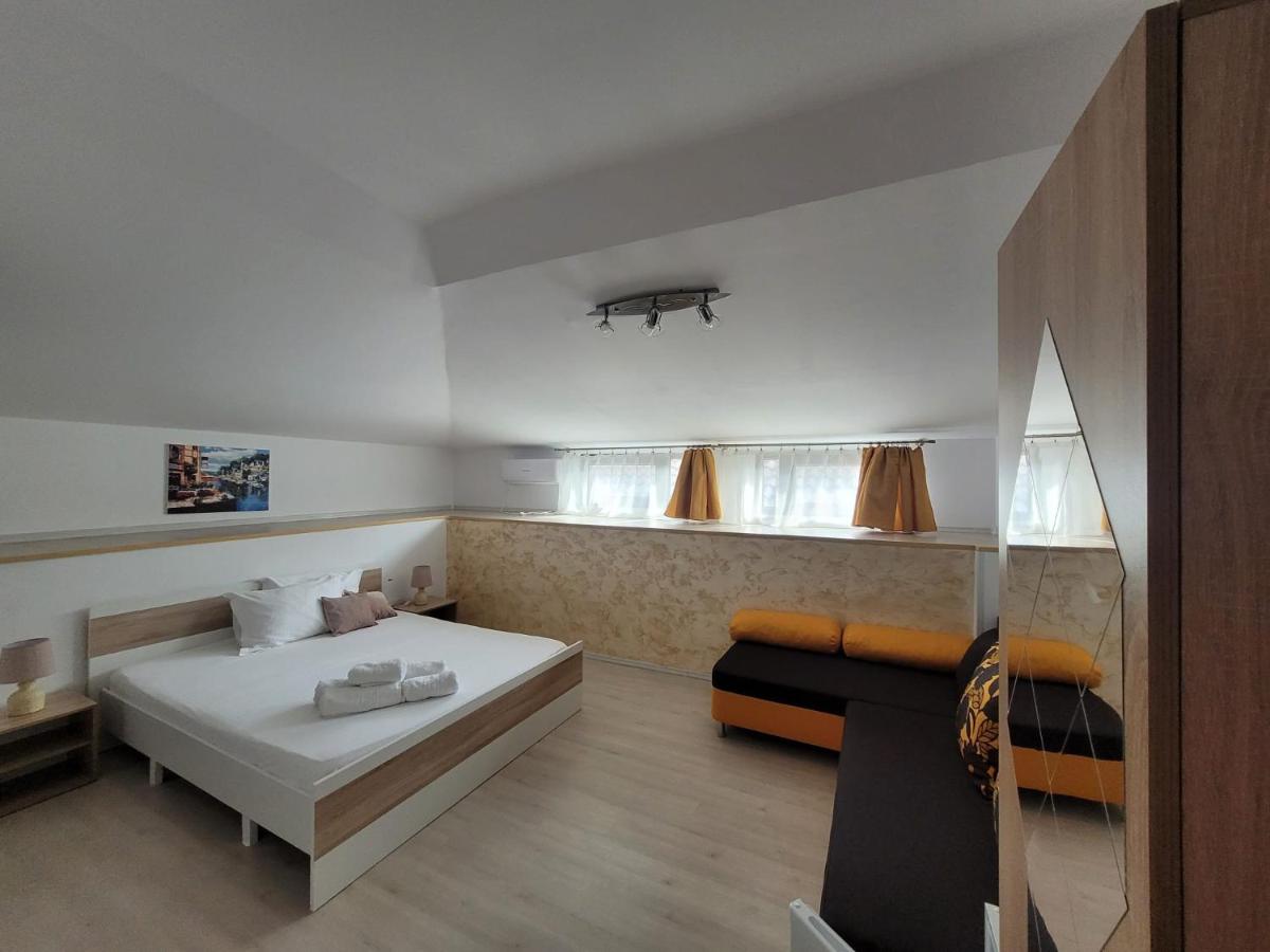 Casa Octaral - Housity