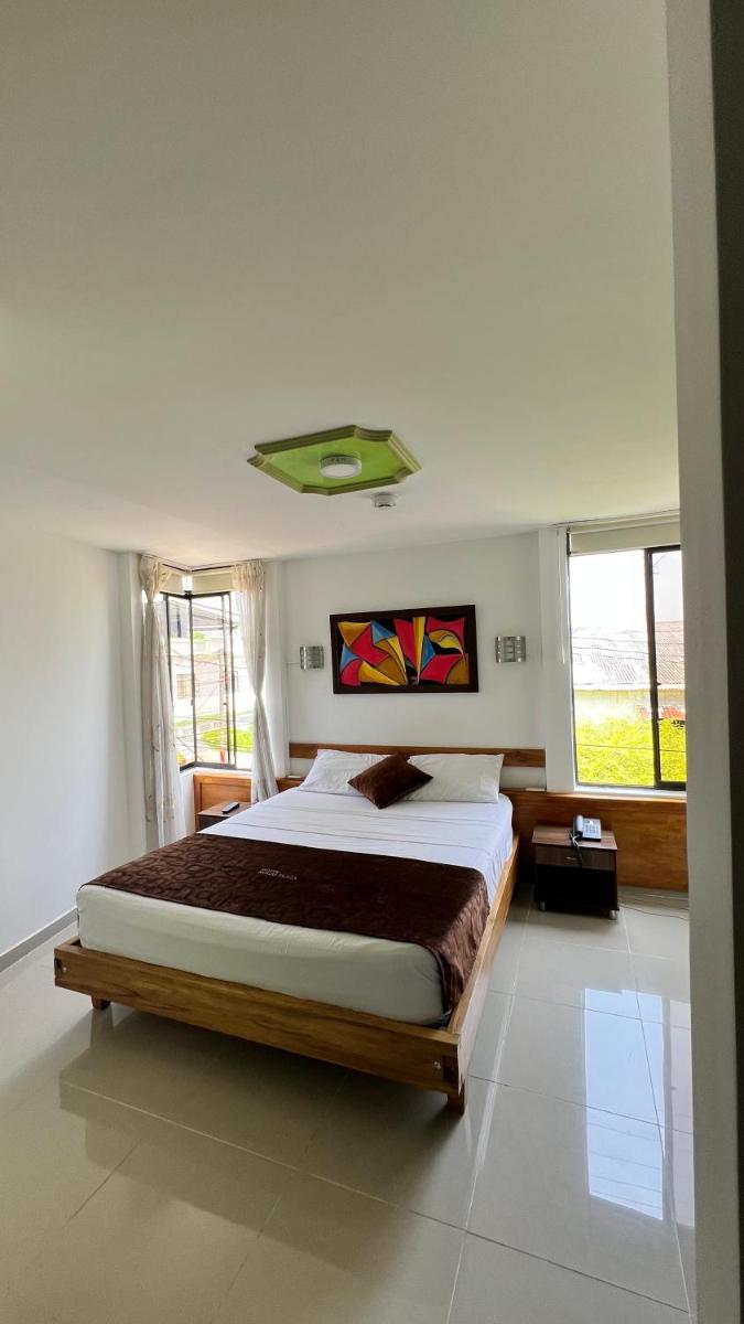 HOTEL NOGAL PLAZA - Housity