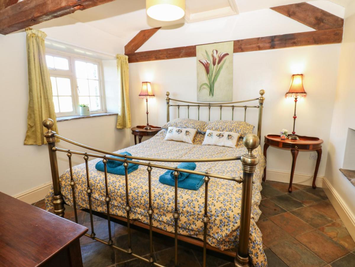 Rainbow Cottage - Housity