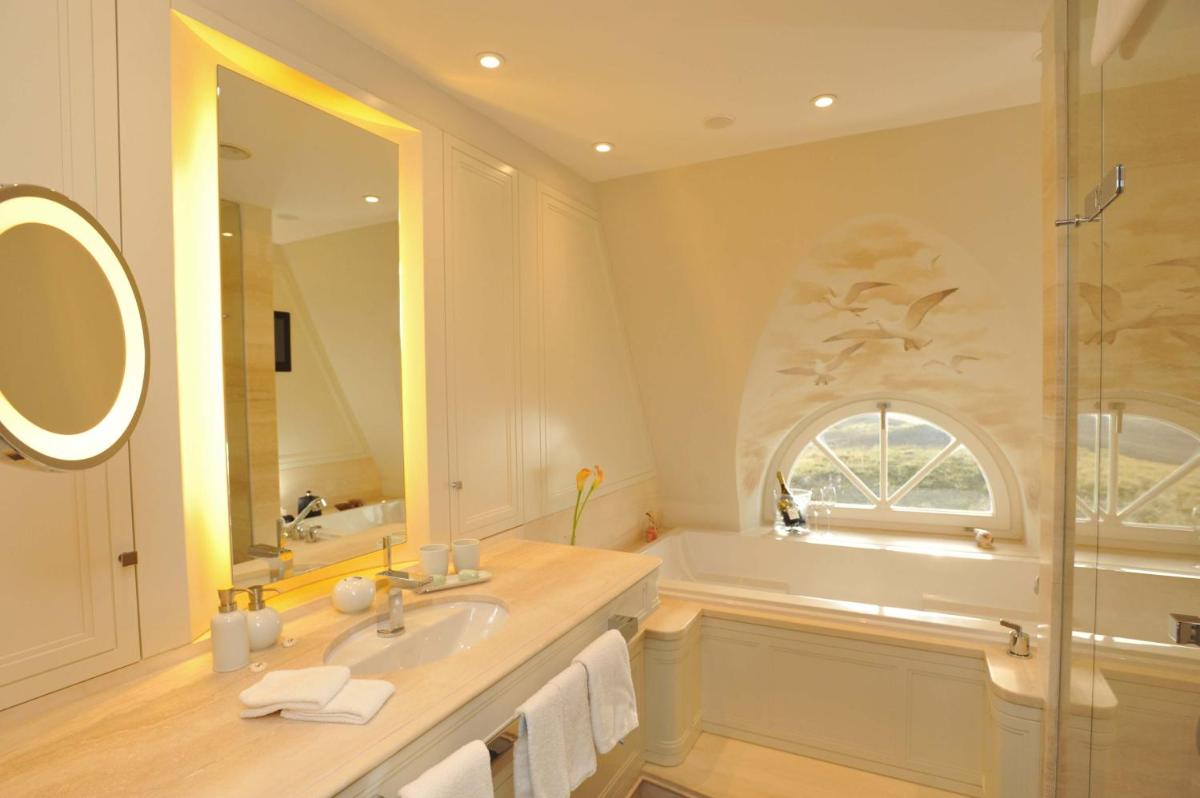Ein Badezimmer in der Unterkunft Söl'ring Hof