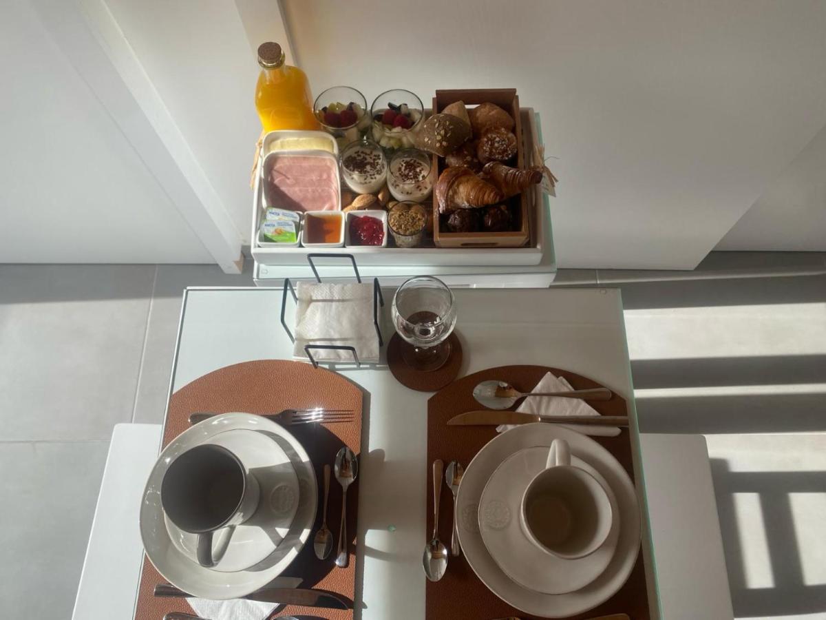 Azinheira Suites Townhouse - Alojamento Turístico - Housity