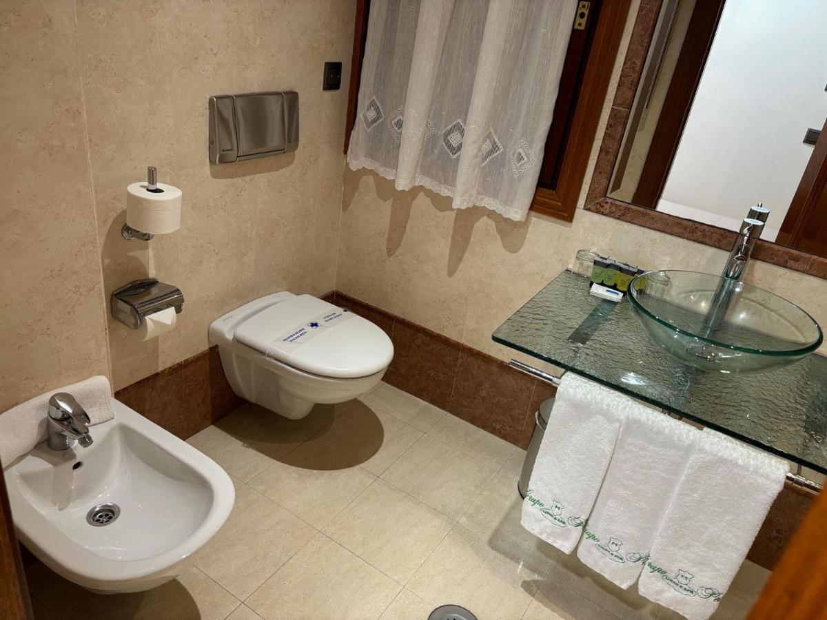 Un baño de Gran Hotel Liber & Spa Playa Golf