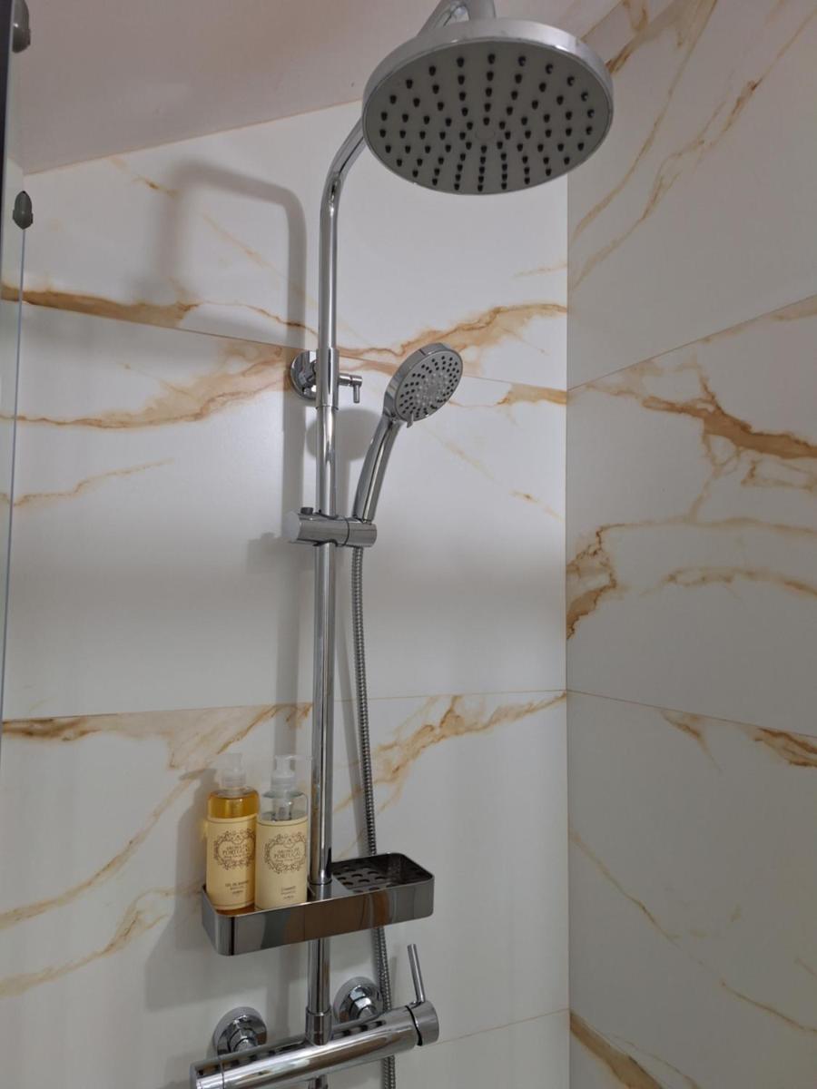 Cantinho do Mel - Housity