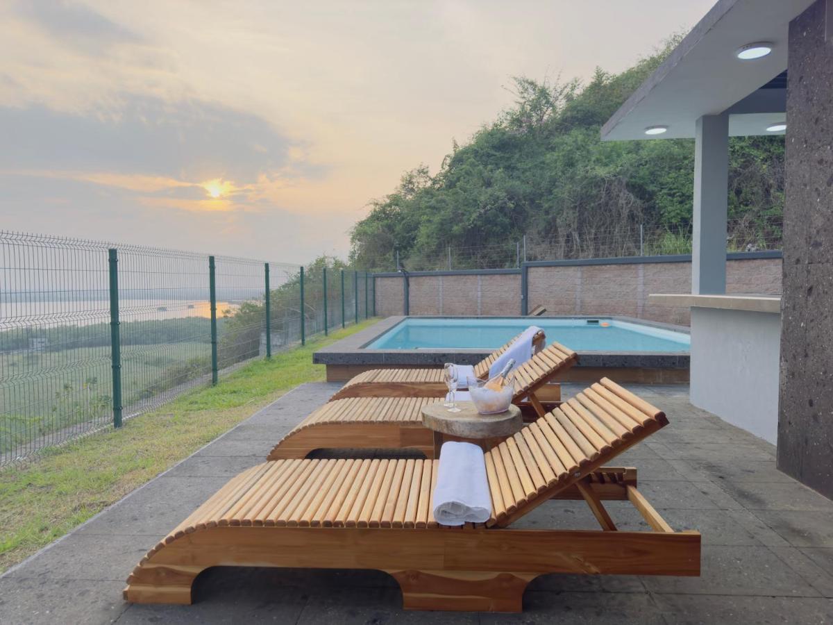 Residencia Exclusiva y Privada - Con Vistas Increíbles - Housity
