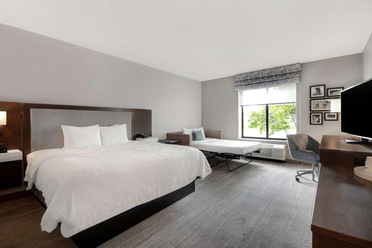 Hampton Inn Livonia Detroit - Housity