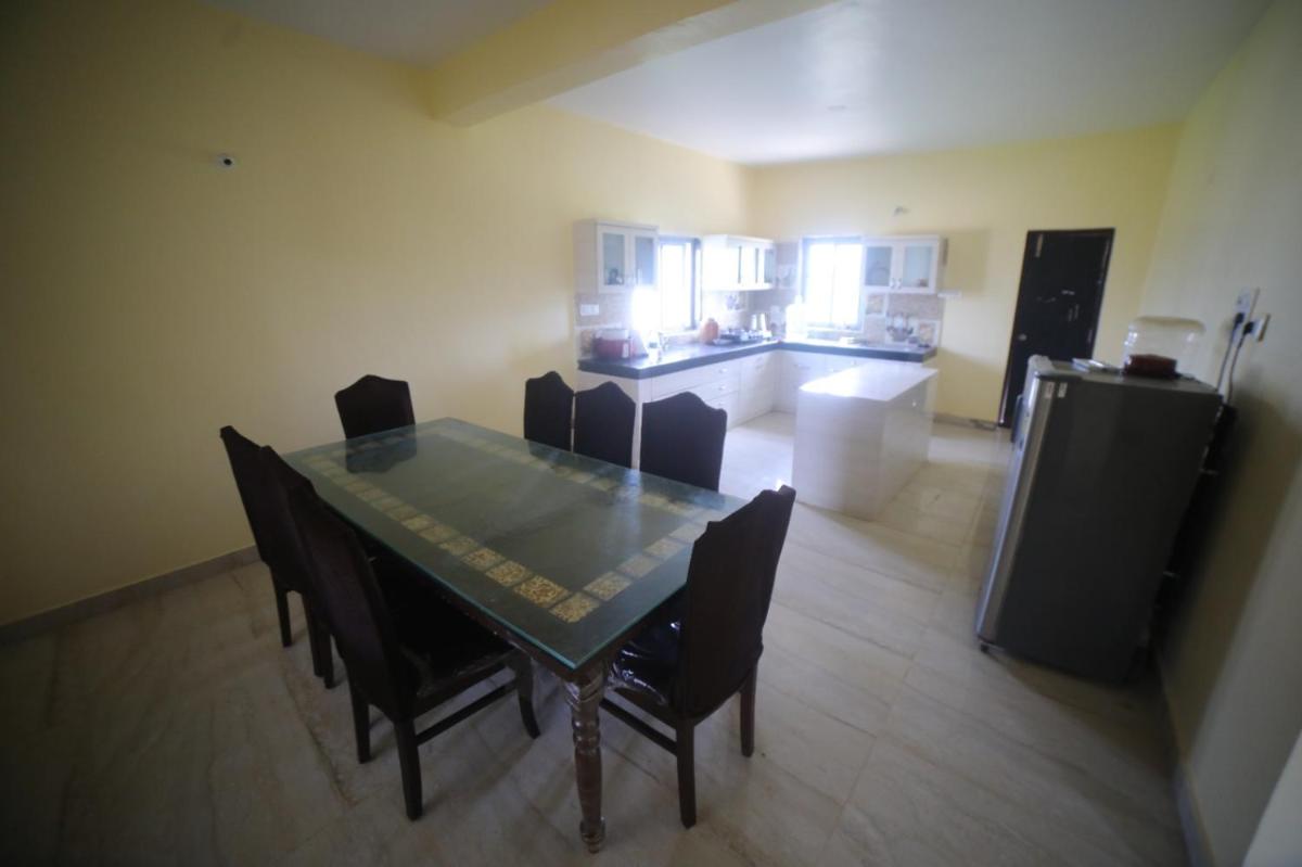 Jha Farms and Resort - Housity