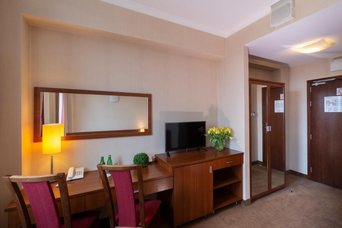 Hotel Dal Kielce - Housity