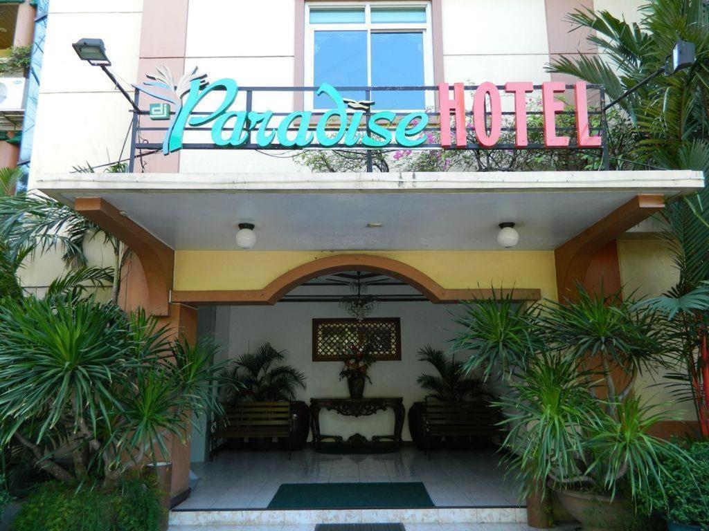 DJ Paradise Hotel - Housity