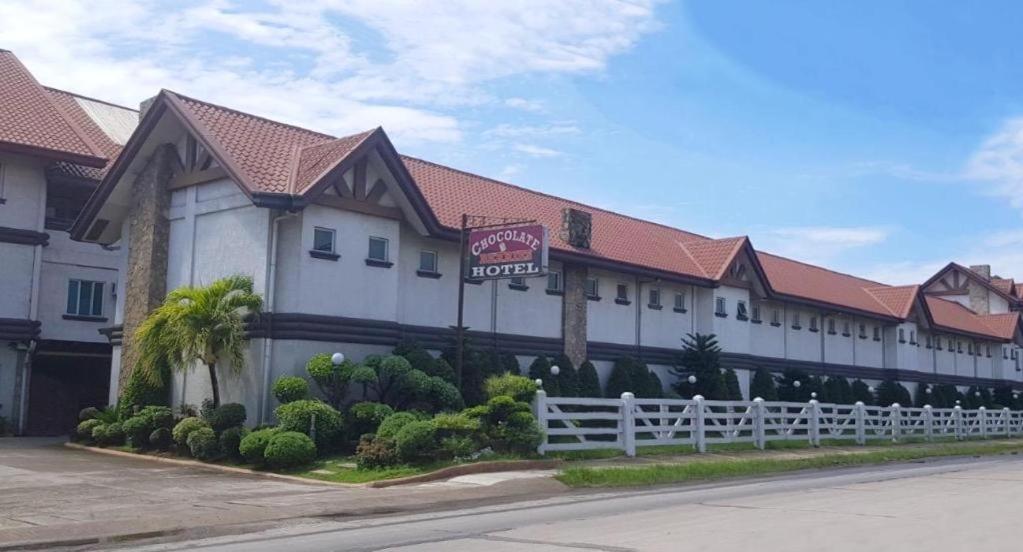 Chocolate and Berries Hotel - Housity