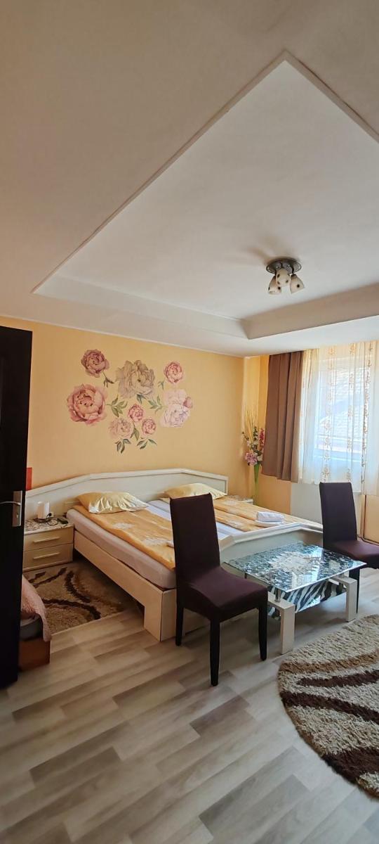 MADE in Transilvania - Housity
