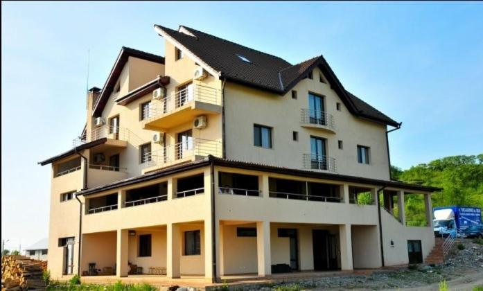 JRB Hotel - Housity