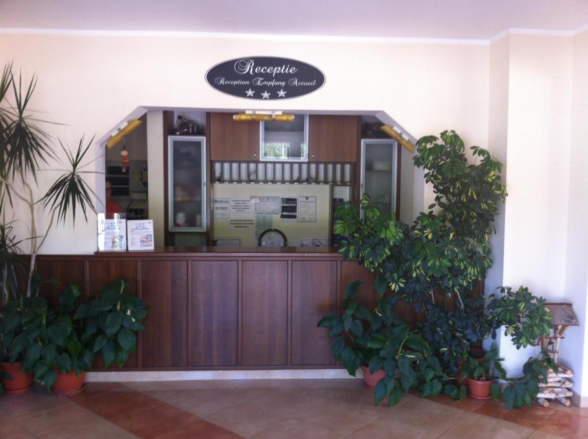 JRB Hotel - Housity