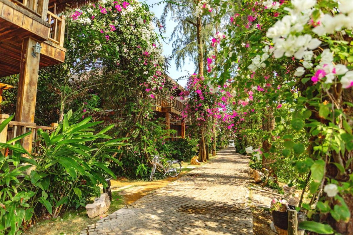 Ocean Bay Resort & Spa Phu Quoc - Housity