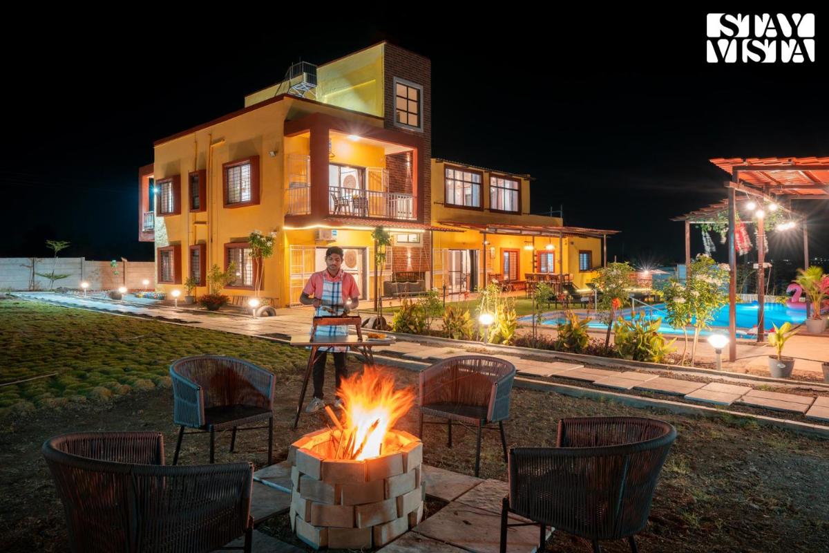 StayVista at Mangifera Agro Estate with Pool, Wi-Fi - Housity