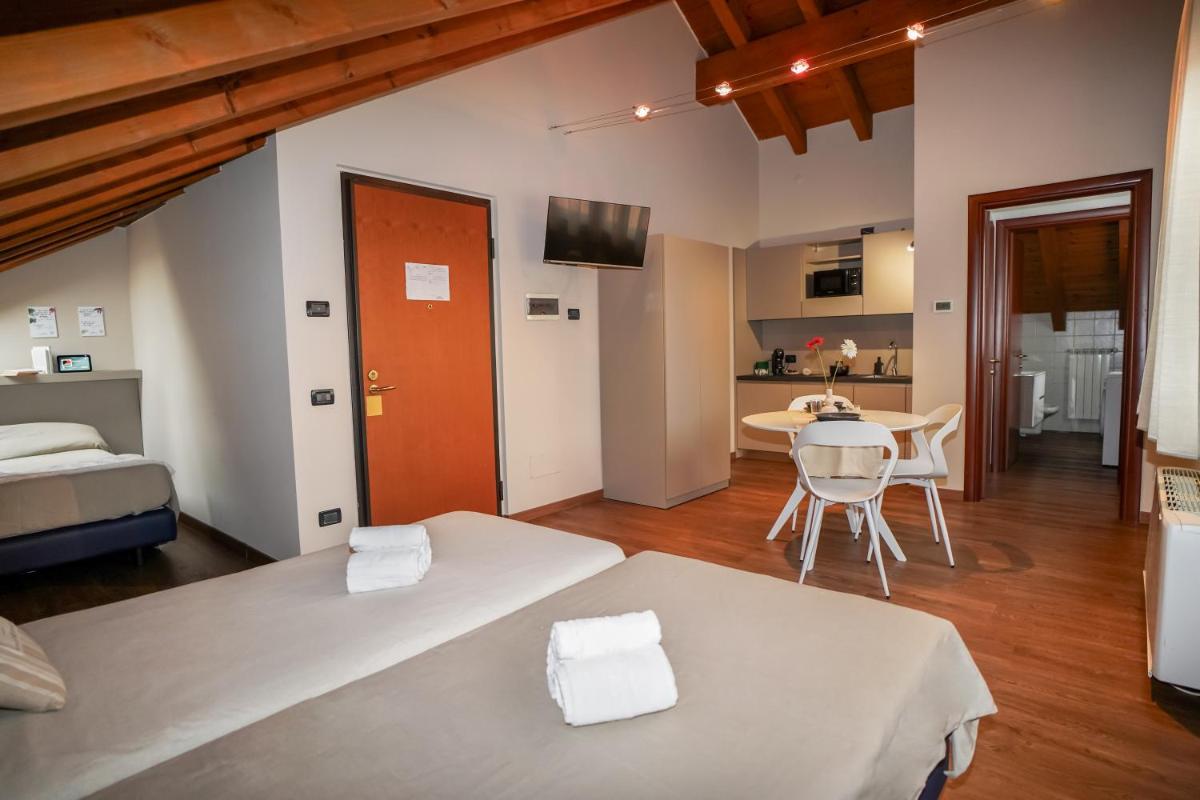 Bnbook Expo Residence Rho - Housity