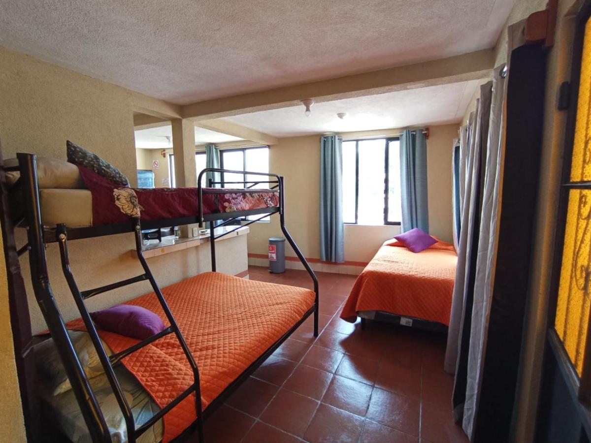 Hostal Sweet Dreams - Housity