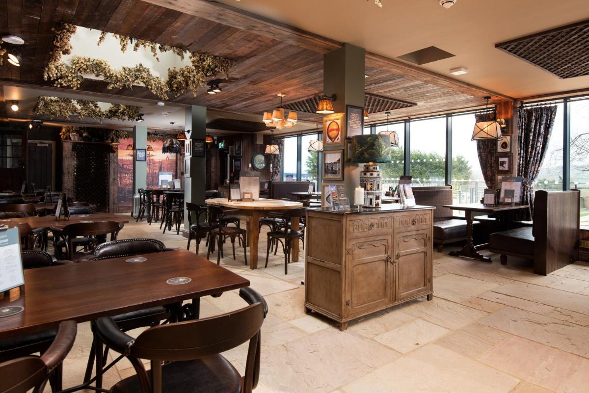 The Stables - The Inn Collection Group - Housity