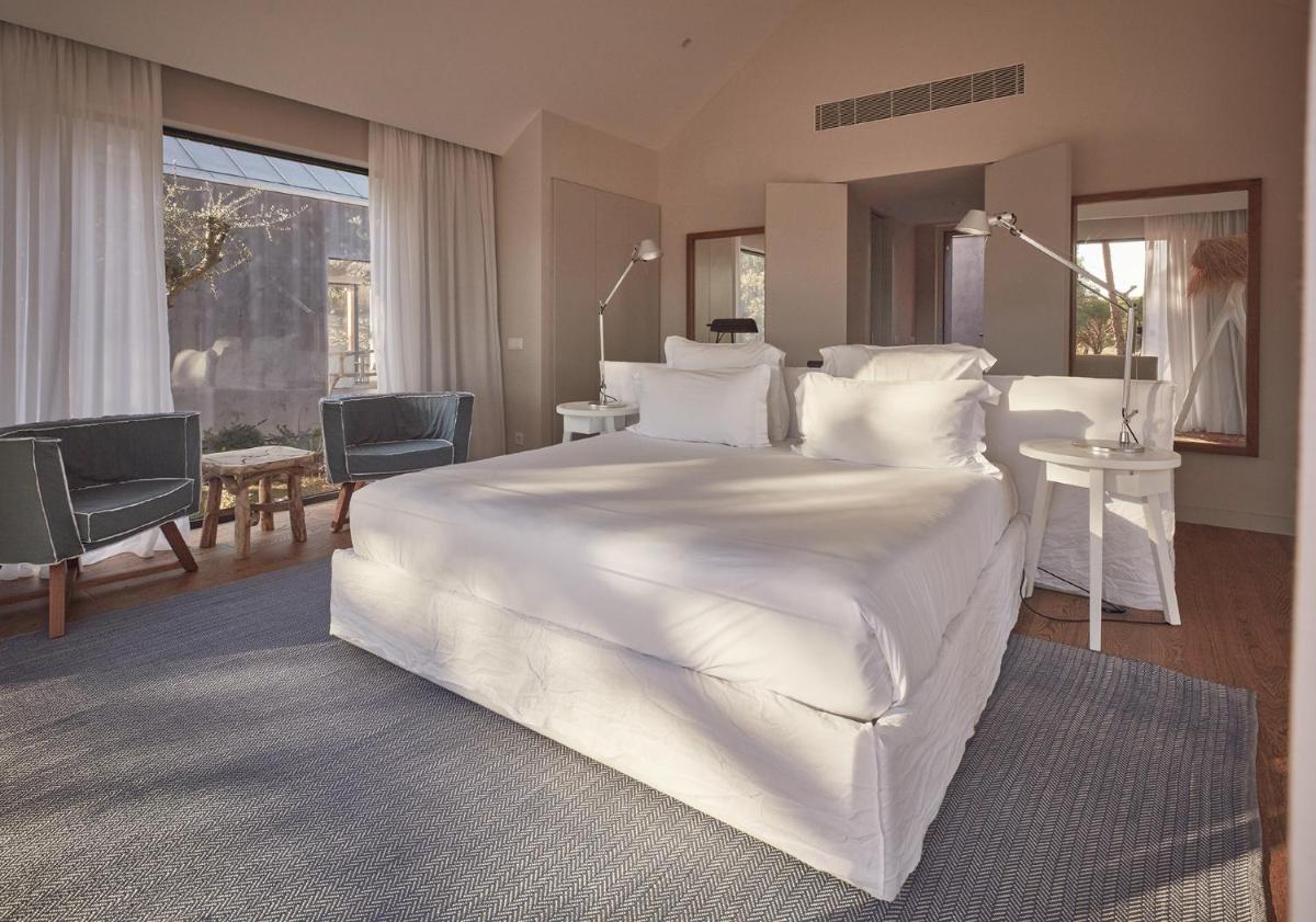 Uma cama ou camas num quarto em Sublime Comporta Country Retreat & SPA