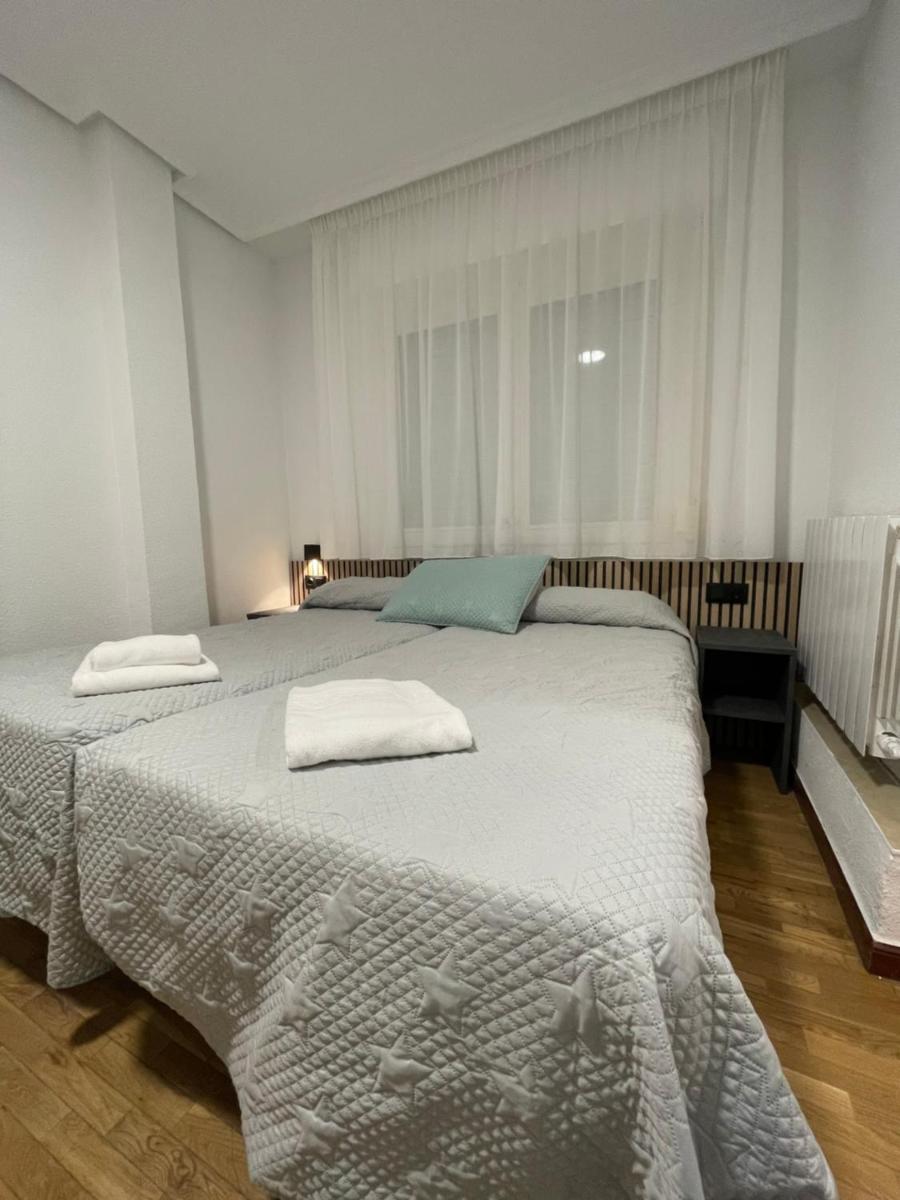Pensión La Encina - Housity