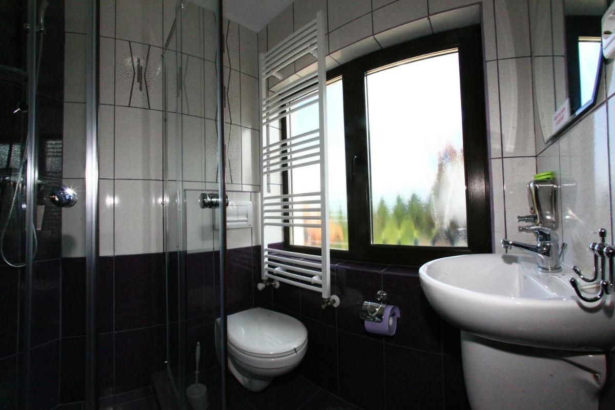 Vila Romanita - Housity