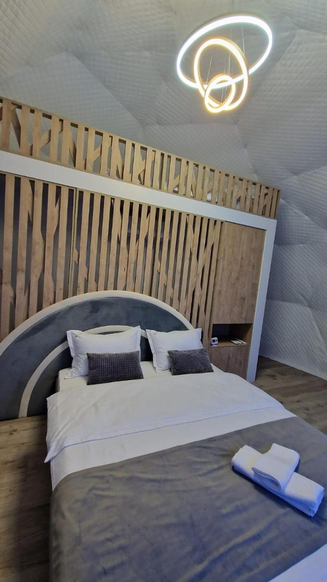 SKY DOME - Housity