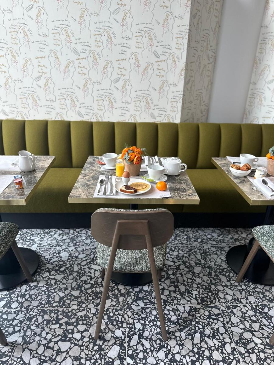 Nourriture dans l'hôtel ou à proximité