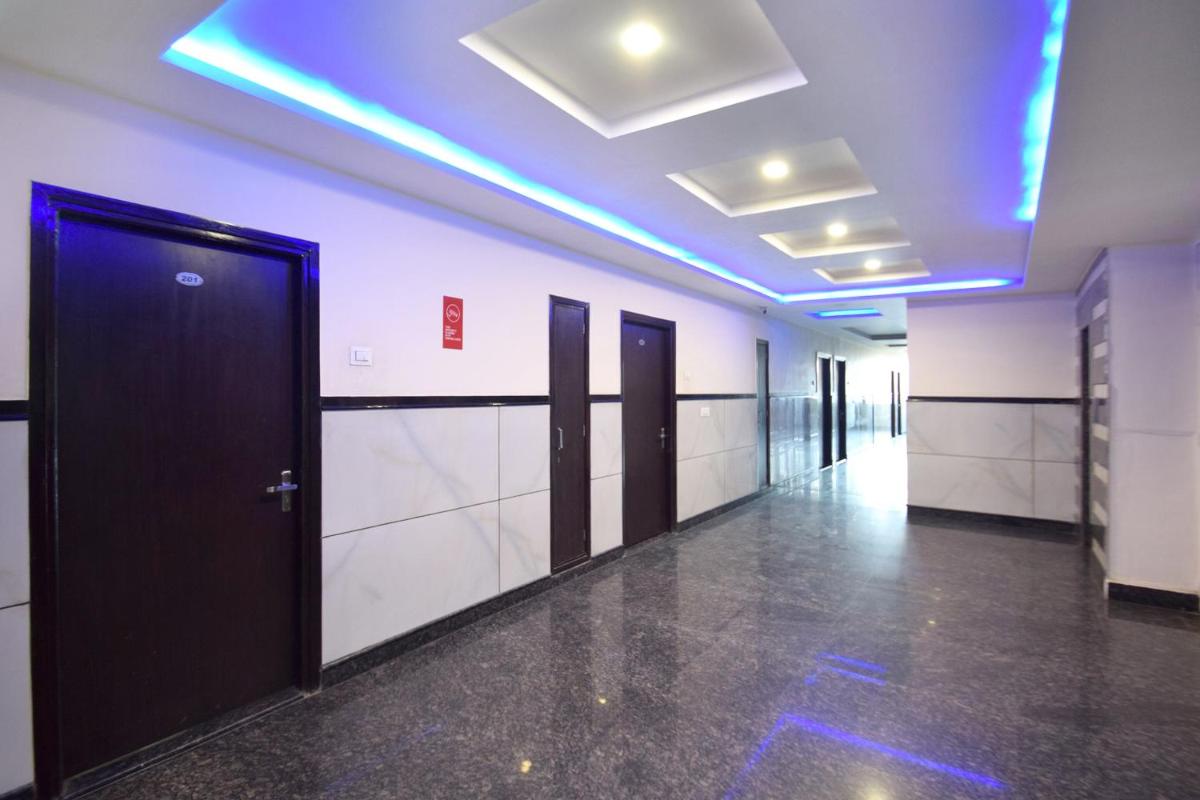 Collection O Hotel Kanta International - Housity